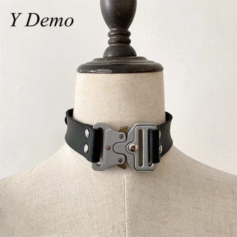 "Neck Snapper" collar.